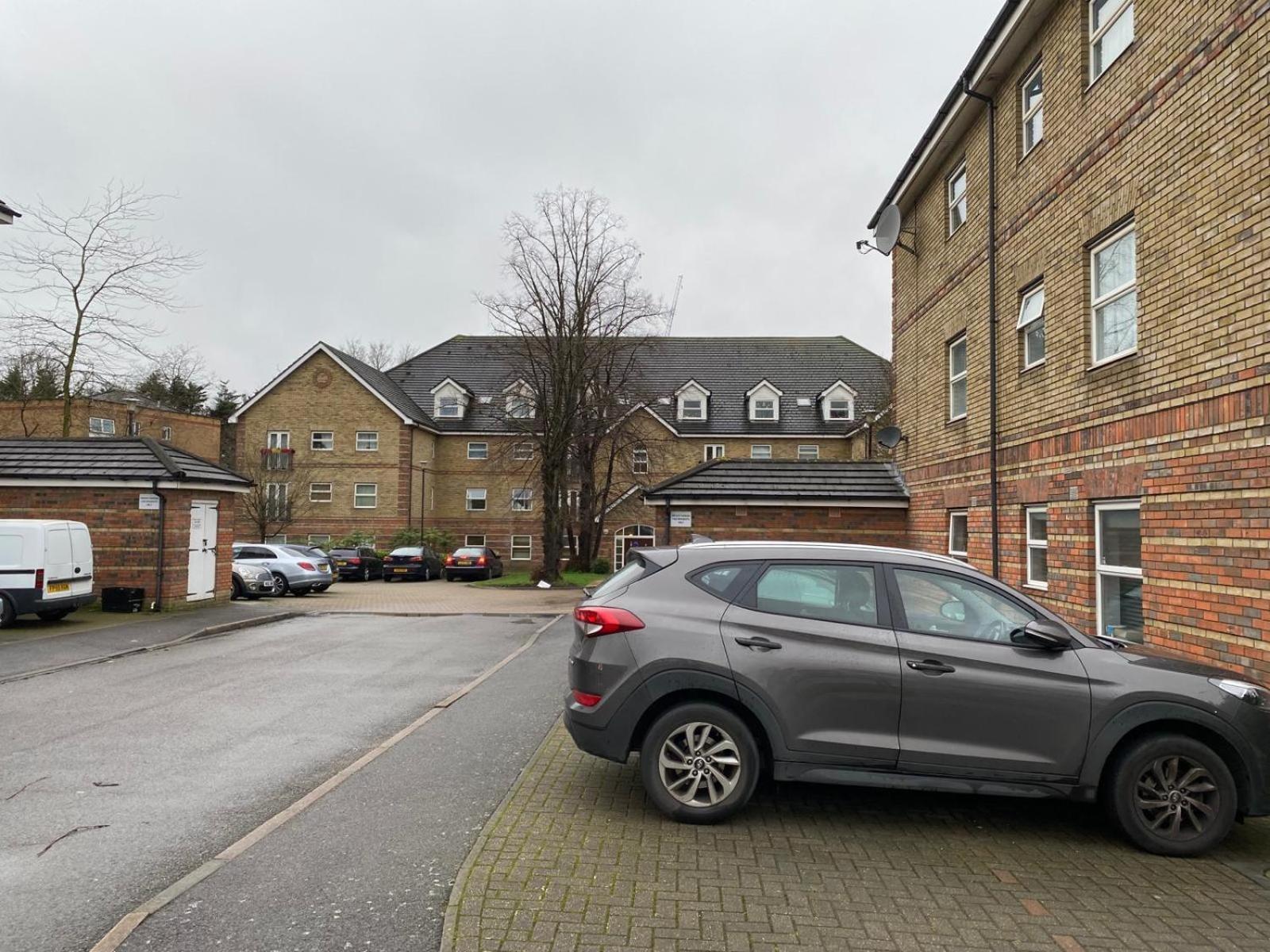 Spacious & Cosy Double And Single Bedrooms Close To Hendon & Colindale Tube Stations Exterior foto
